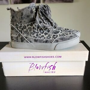 Blowfish Malibu Gray Leopard High-Top Sneakers Sz8